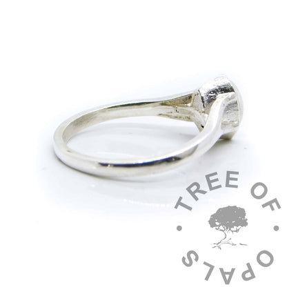 Hannah Cremation Ashes Ring