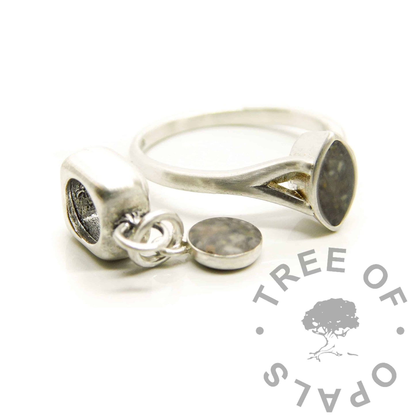 Hannah Cremation Ashes Ring