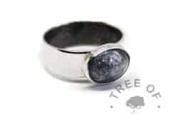 aegean blue ash ring on 6mm shiny ring