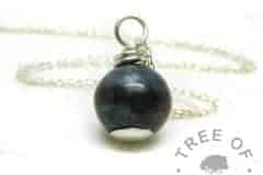 lock of hair pearl necklace with vampire black resin sparkle mix. Includes 20"/50cm lightweight necklace chain