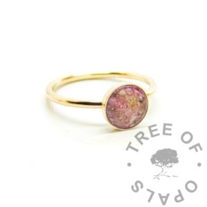 Solid Gold Cremation Ring Solid Gold Classic Ring Setting, Pink ashes mockup photo, cremation jewelry setting. Image mockup