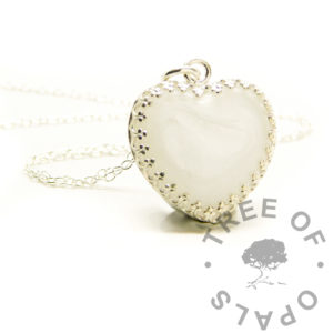 Crown Heart Breastmilk Necklace breastmilk heart crown necklace, resin 18mm crown point pendant setting. Solid 925 sterling silver. Keepsake jewelry necklace, birth jewelry memento breastfeeding necklace, classic milk with no sparkles